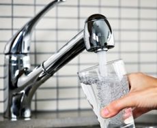 10 American Cities with the Most TOXIC Tap Water
