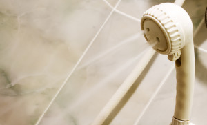 Is It Best to Shower in the Morning or Evening?